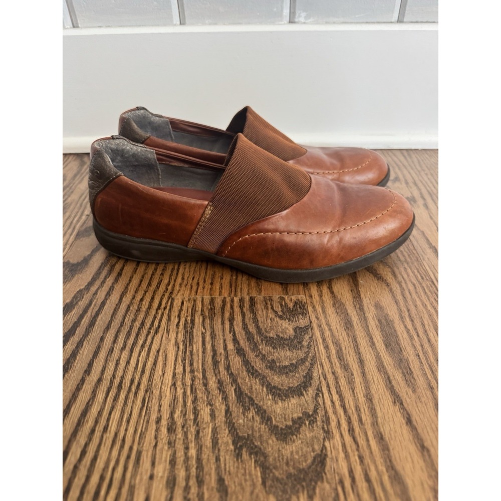 Aravon by New Balance Brown Leather Slip On Loafers Women's 8 EUC